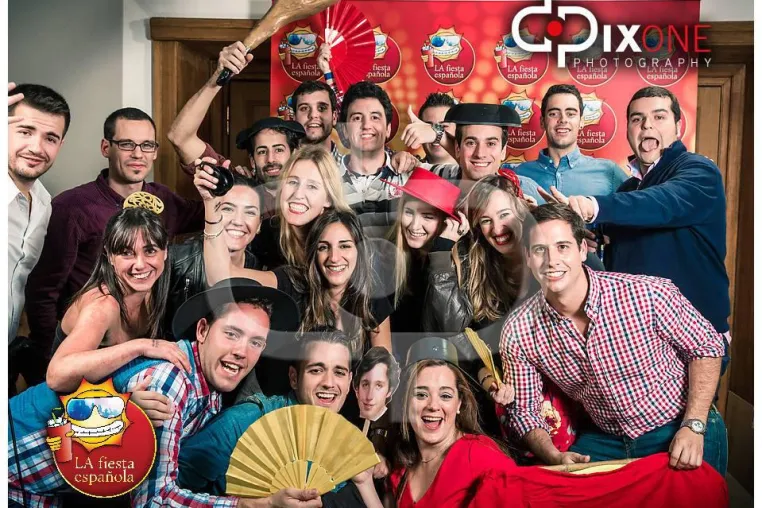 LA fiesta española in München mit der besten spanischen Musik aller Zeiten und den aktuellsten Hits Bild: LA fiesta española in München mit der besten spanischen Musik aller Zeiten und den aktuellsten Hits