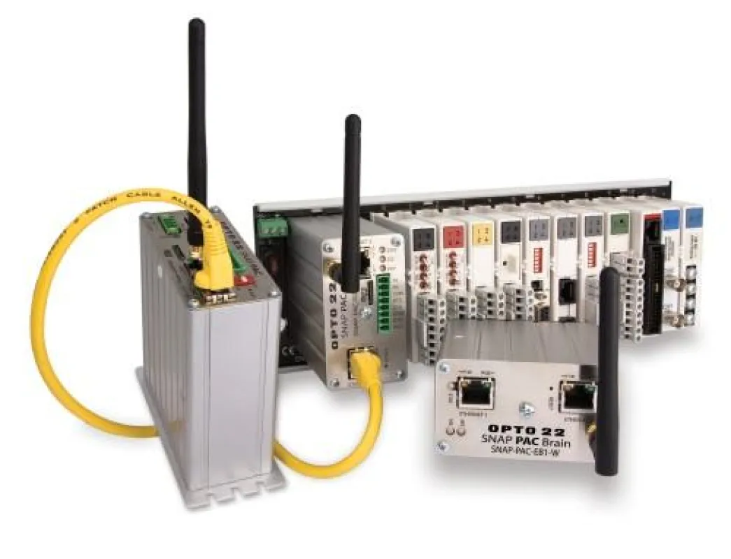 OPTO22 Steuerung mit WLAN und Speicherkarten Erweiterung