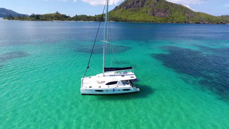 Bild: Premium Katamaran-Segelkreuzfahrten auf den Seychellen