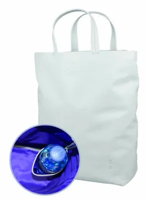 Bild: VÖSLAUER und BREE stellen vor: DIE TASCHE ZUR FLASCHE