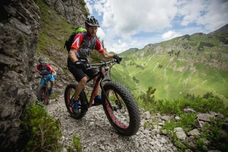 Echte Pionier-Arbeit mit der ersten FATBike Transalp Bild: Echte Pionier-Arbeit mit der ersten FATBike Transalp