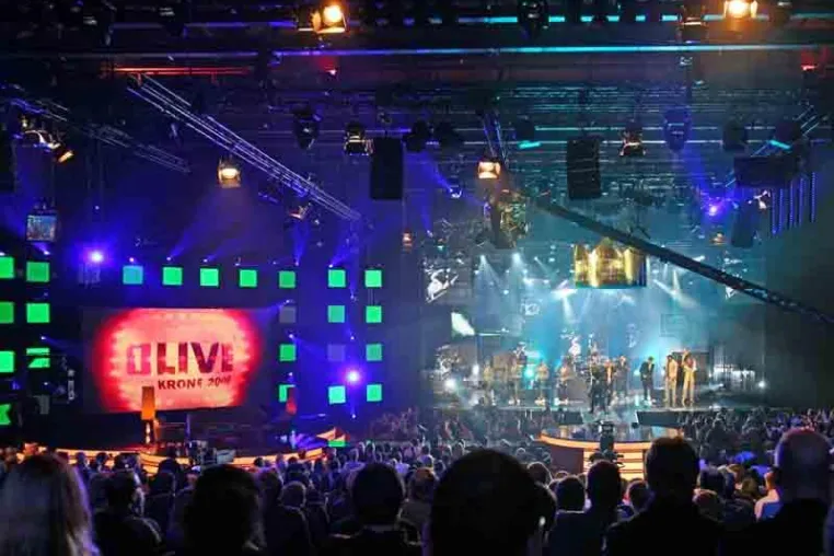 LIGHT EVENT war erneut Technikpartner der 1LIVE Krone-Show in Bochum Bild: LIGHT EVENT war erneut Technikpartner der 1LIVE Krone-Show in Bochum