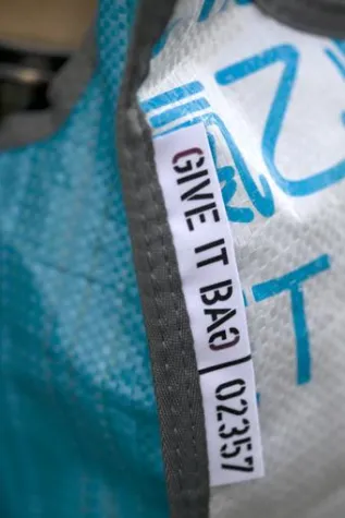 Bild: Give it bag - Taschen aus Südafrika