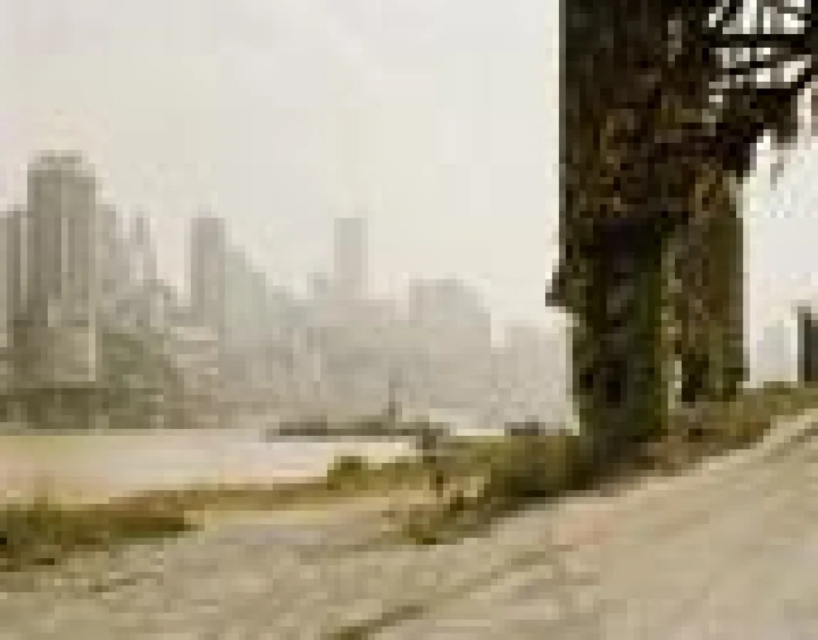 Nadav Kander, Chongqing II, Chonqing Municipality,2006