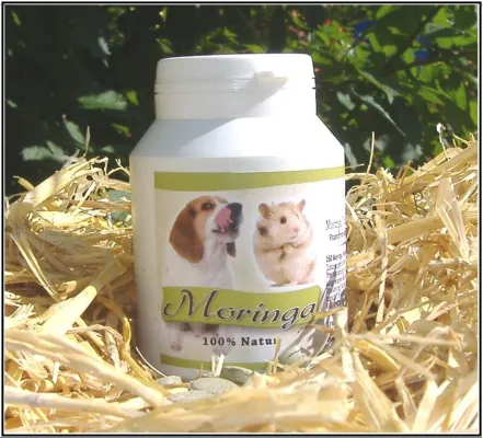 Bild: Moringa Oleifera und Moringa-Spirulina Tierpresslinge für Hunde, Katzen und Kleintiere erobern den Tiermarkt