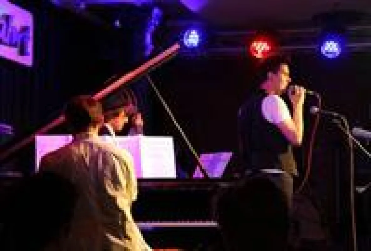 Die Bandarbeit bildet einen Schwerpunkt der kompakten Intensivausbildung an der Jazzschool München.