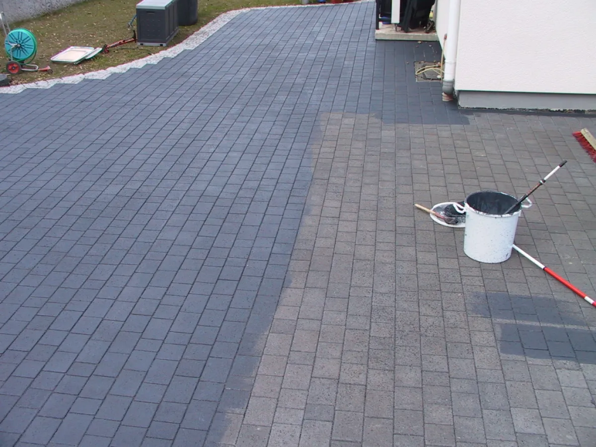 Das aufbringen der farblichen Versiegelung ist kinderleicht.