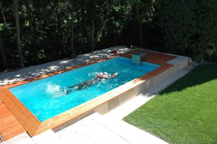 Bild: Die Idee: Schwimmen statt Baden