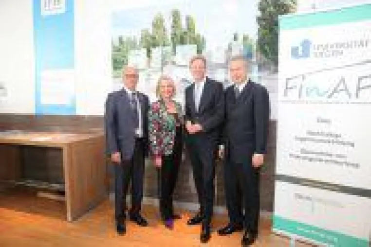IfKom: Stellvertretender Bundesvorsitzender Franz-Josef Müller aus Hagen erhielt höchste IfKom-Auszeichnung Bild: IfKom: Stellvertretender Bundesvorsitzender Franz-Josef Müller aus Hagen erhielt höchste IfKom-Auszeichnung