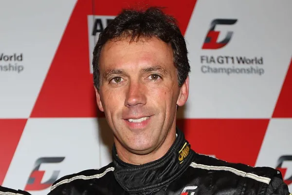 Bild: Peter Kox mit Karl Wendlinger in der FIA GT1 für Swiss Racing