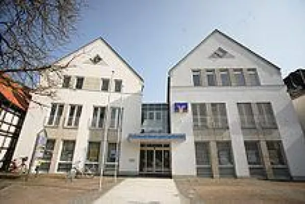 Bild: Die Volksbank Brilon-Büren-Salzkotten gestaltet die Zukunft mit Weitblick