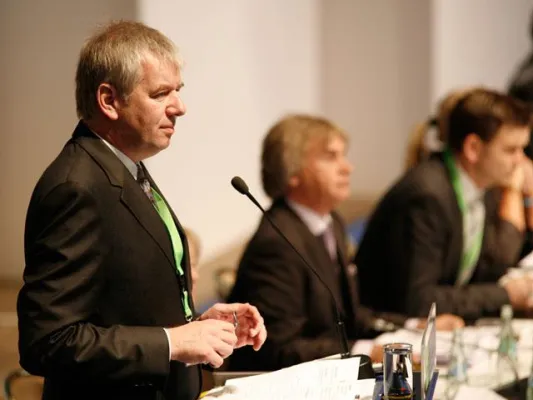 Bild: Einhelliges Votum für neuen iGZ-DGB-Tarifvertrag