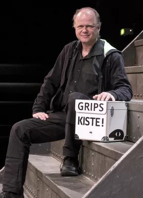 Bild: Philipp Harpain als Leiter des GRIPS Theaters bis 2026 bestätigt