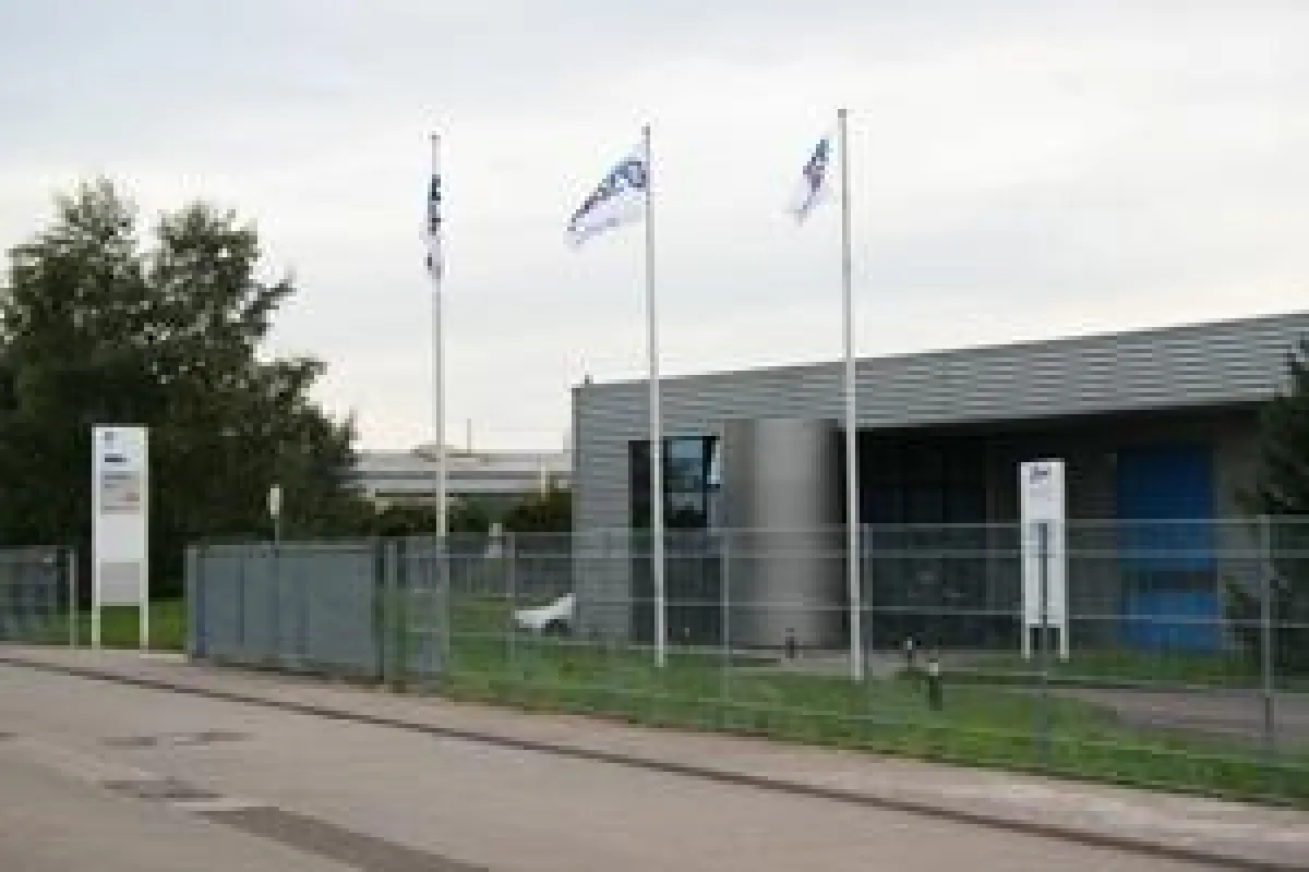 SDMO, der drittgrößte Anbieter weltweit auf dem Markt der Stromerzeuger, ist mit einem weiteren Standort in Deutschland vertreten.