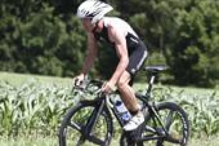 Bild: Actiwell Sport- und Wellnesshotels - Exklusive Triathlon-Camps mit Ironman Olaf Sabatschus