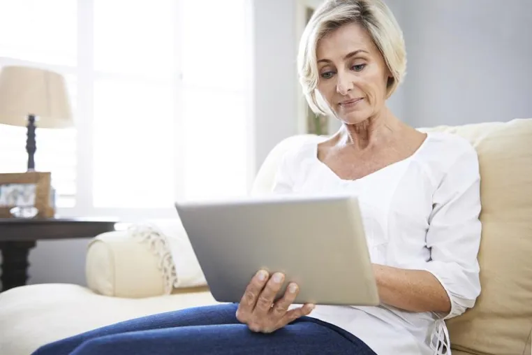 Senioren besonders gefährdet | DEGIV reagiert auf COVID-19 mit Online-Beratungs-Tool zur Immobilienverrentung Bild: Senioren besonders gefährdet | DEGIV reagiert auf COVID-19 mit Online-Beratungs-Tool zur Immobilienverrentung