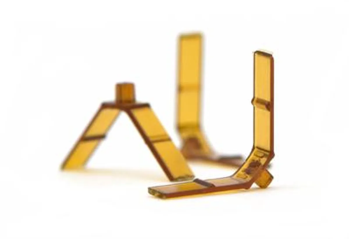 Verbindungsfedern für Flugzeuge können unter Verwendung der Extem*-UH-Kunststoffe von SABIC Innovative Plastics hergestellt werden