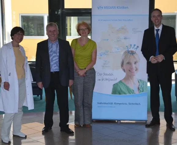 MEDIAN Kliniken Wiesbaden begrüßen Ernst-Ewald Roth (SPD) Bild: MEDIAN Kliniken Wiesbaden begrüßen Ernst-Ewald Roth (SPD)