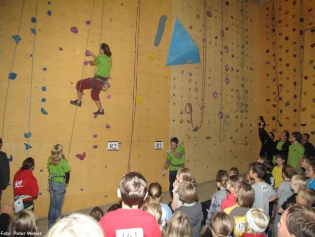 Bild: Schneemenschen sponsern den Rheinland-Pfalz Kidscup 2012