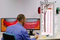 Bild: Kundenspezifische Maßlösungen: Individuelles Design und fotorealistischer 3D-Farbdruck