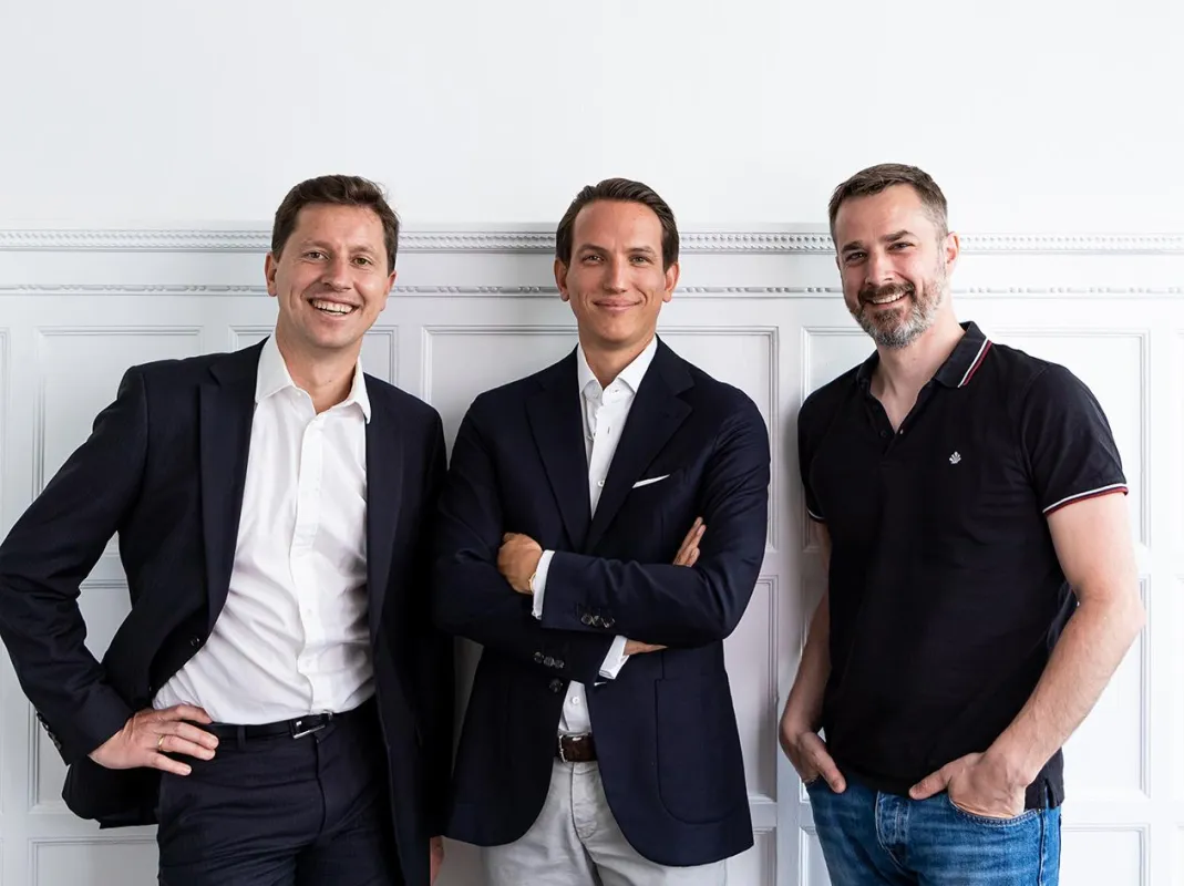 Von links nach rechts: Dr. Clemens Paschke, Kyrill K. Radev, Tom Hibbert