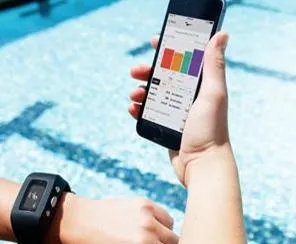 FINIS präsentiert die Swimsense Live Uhr für Schwimmer Bild: FINIS präsentiert die Swimsense Live Uhr für Schwimmer