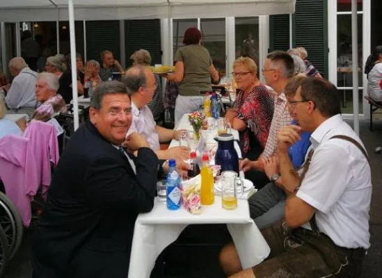 Leiter des Pflegeheims Schlößle zieht nach drei Monaten erste Bilanz Bild: Leiter des Pflegeheims Schlößle zieht nach drei Monaten erste Bilanz