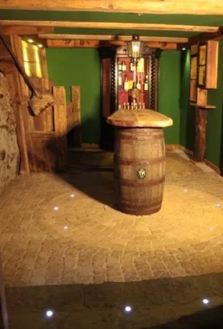 Val Müstair's Whisky-Museum Bild: Val Müstair's Whisky-Museum