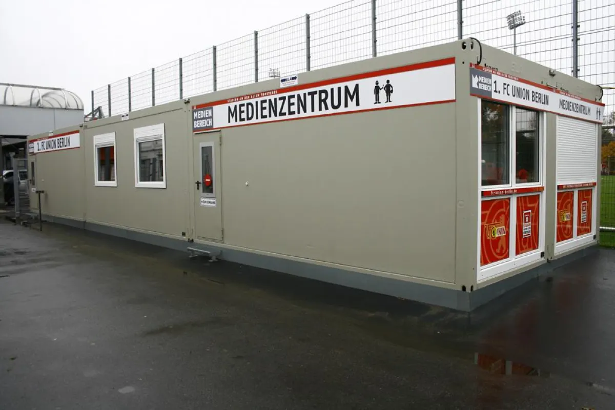 Im neuen Medienzentrum von Union-Berlin finden Sportjournalisten optimale Arbeitsbedingungen vor.