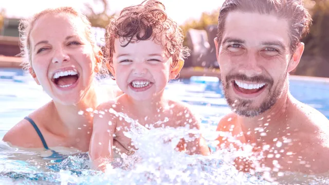 Bild: Vom Zweifel zum Stolz: Apoolco GmbH begleitet Poolbau-Träume