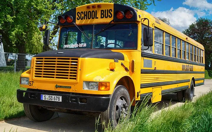 Ein Partybus fährt für gute Zwecke Bild: Ein Partybus fährt für gute Zwecke