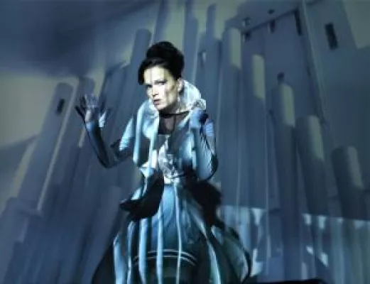 Bild: Tarja Turunen kommt im Dezember für Weihnachtskonzerte nach Deutschland
