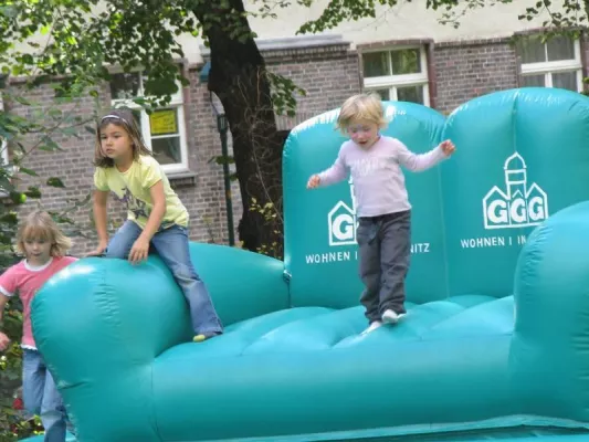 GGG-Mieterfest und Tag der offenen Tür des Kindergartens „Stupsnasen“ im Annenkarree Bild: GGG-Mieterfest und Tag der offenen Tür des Kindergartens „Stupsnasen“ im Annenkarree