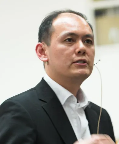 Asiatischer Energiespender: Business Qigong Bild: Asiatischer Energiespender: Business Qigong