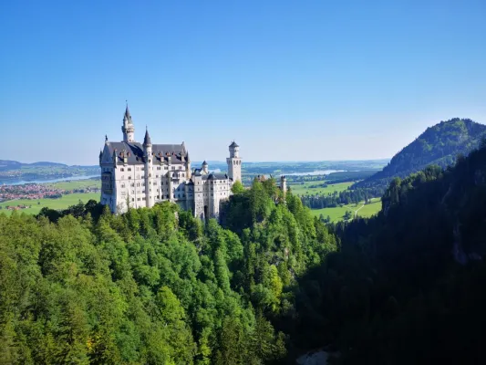 Bild: Übersetzernetzwerk Allgäu eröffnet firmeneigenes Fitnessstudio