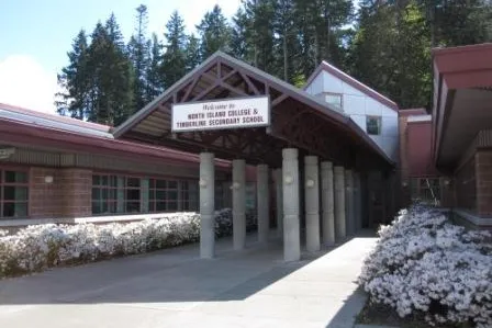 Bild: High School Kanada: Skifahren und Surfen an einem Tag auf Vancouver Island