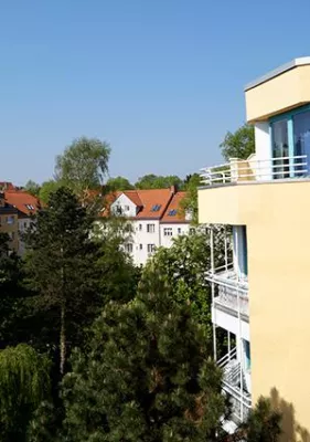 Bild: Frau Dr. Engel zur Entscheidung in der Kleingartenkolonie Oeyenhausen: "Unbegründete Angst vor Investoren"