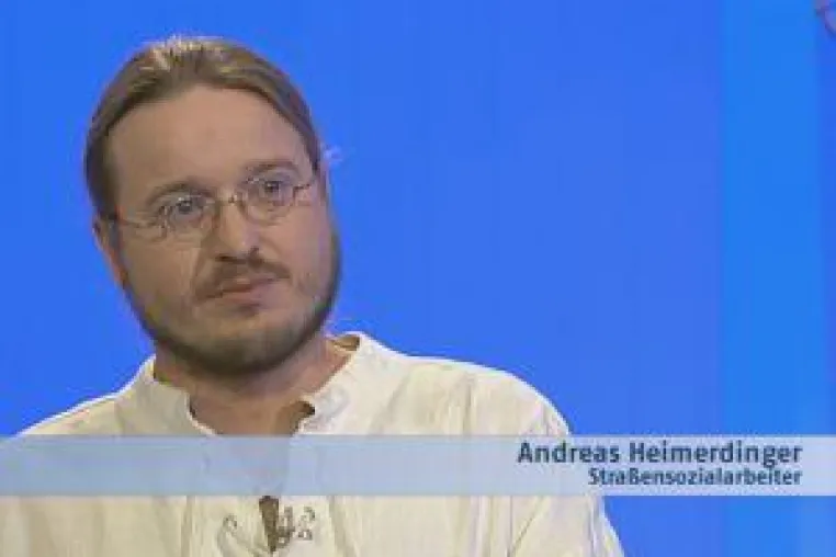 Bruder Paulus im Gespräch mit Andreas Heimerdinger, Sonntag, 07.6.2009, 8.30 Uhr, N24 Ethik „Um Gottes Willen" Bild: Bruder Paulus im Gespräch mit Andreas Heimerdinger, Sonntag, 07.6.2009, 8.30 Uhr, N24 Ethik „Um Gottes Willen"