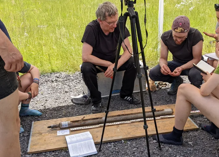 Bild: Sedimente der Ahr zeugen von wiederkehrenden, extremen Hochwasserereignissen