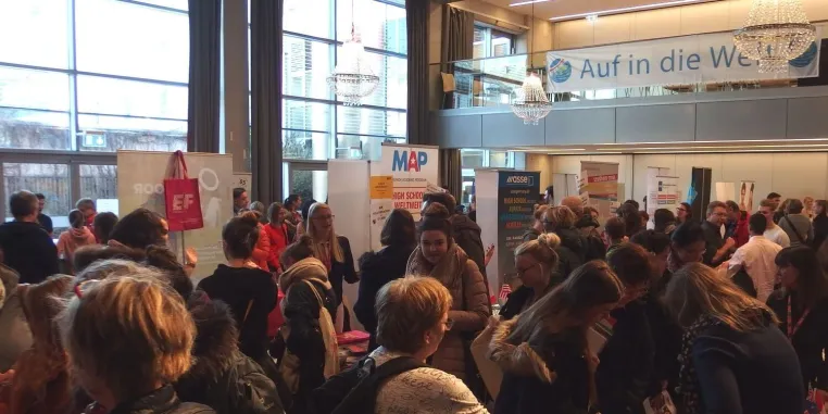 Schüleraustausch USA: 5 Punkte zu den US-Austauschorganisationen für staatliche High Schools Bild: Schüleraustausch USA: 5 Punkte zu den US-Austauschorganisationen für staatliche High Schools