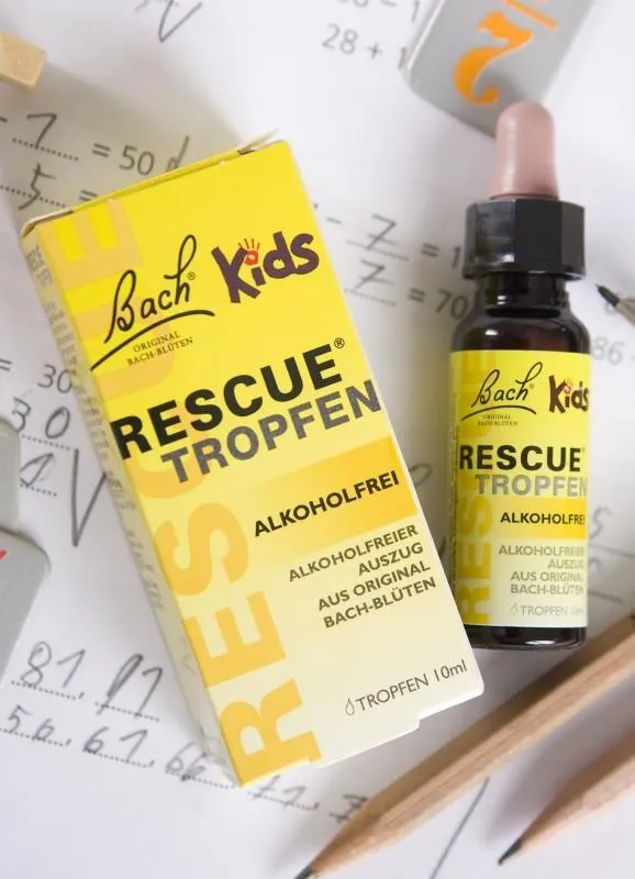 Ein guter Tipp aus der Apotheke, wenn Kinder sich in Aufregung und Unsicherheit verstricken: Rescue Kids mit Original Bach-Blüten!