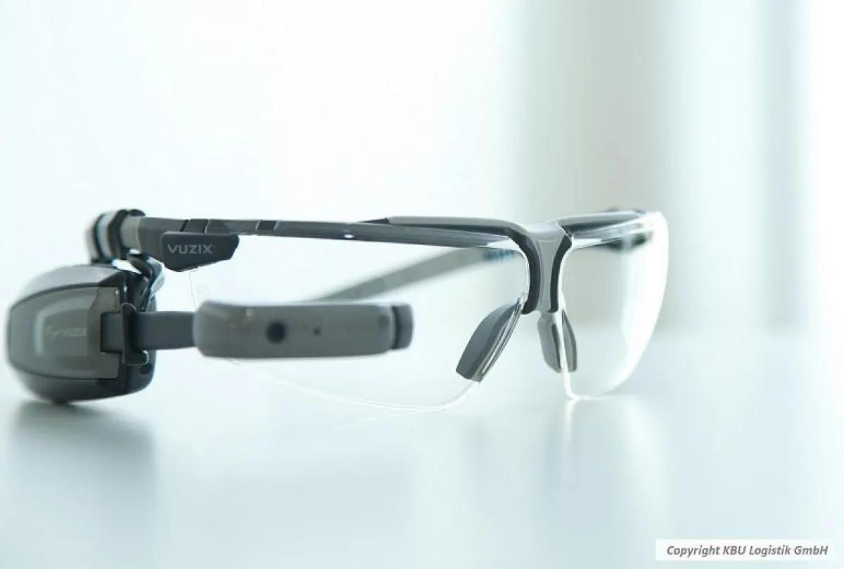 Vuzix M100 für den Industrieeinsatz