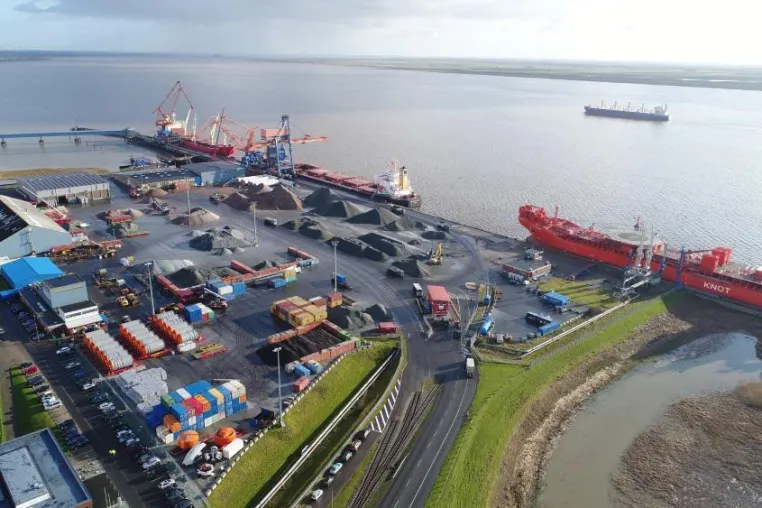 Bild: Hafengruppe der Brunsbüttel Ports mit neuem Rekordergebnis weiter auf Wachstumskurs und nun 16 Standorten