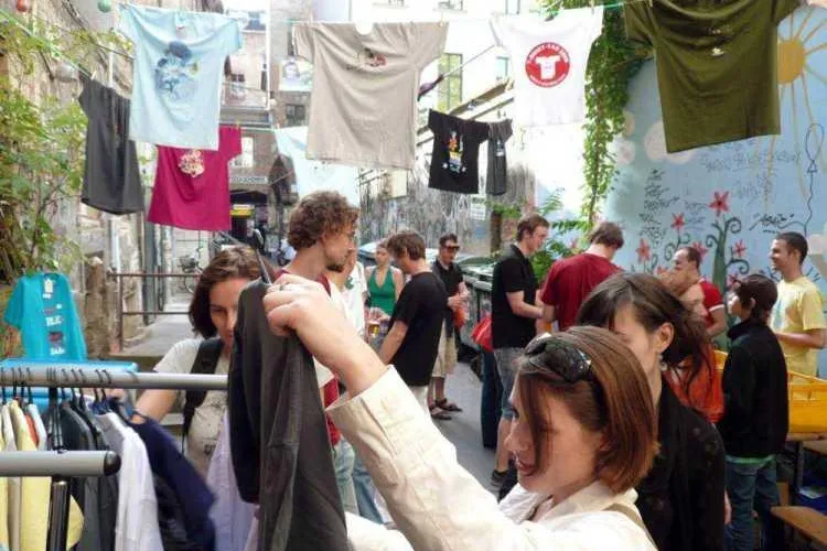 Sommer, Sonne, Saft und Shirts Bild: Sommer, Sonne, Saft und Shirts