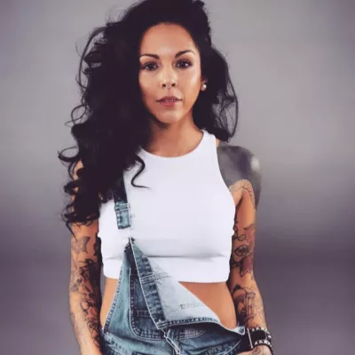 Bild: Stars und Sternenstaub - In Luzern eröffnet das erste Nagelstudio für Fashionistas. Und DJane Valea legt auf.