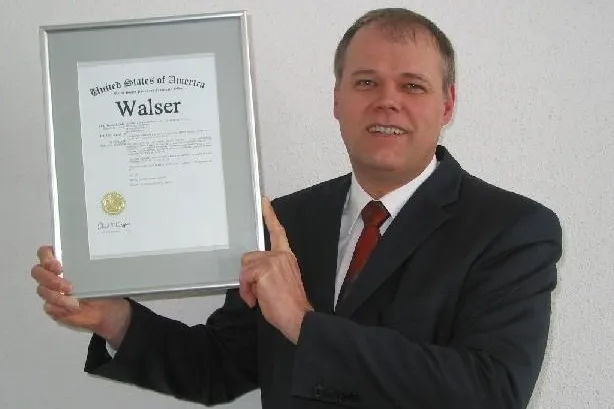 Dr. Walser Dental: Marke von US-Patentamt akzeptiert Bild: Dr. Walser Dental: Marke von US-Patentamt akzeptiert