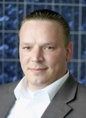 Bild: Neuer Lizenzpartner der Firma Enerix Alternative Energietechnik eröffnet Beratungsbüro in Oberriexingen