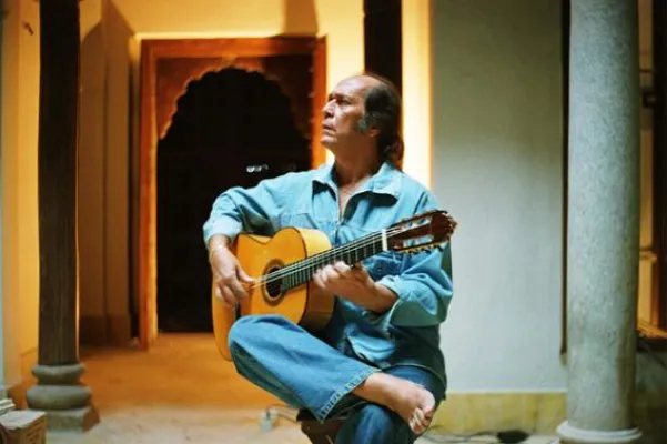 Paco de Lucía und Septett am 18.2.2010 im Berliner Tempodrom Bild: Paco de Lucía und Septett am 18.2.2010 im Berliner Tempodrom