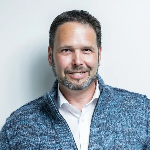 Bild: Stefan Lahmeyer unter den Top 100 Finanzberatern des Jahres 2024