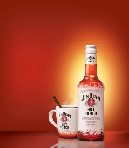 Bild: Jim Beam Hot Punch heizt das Wintergeschäft an